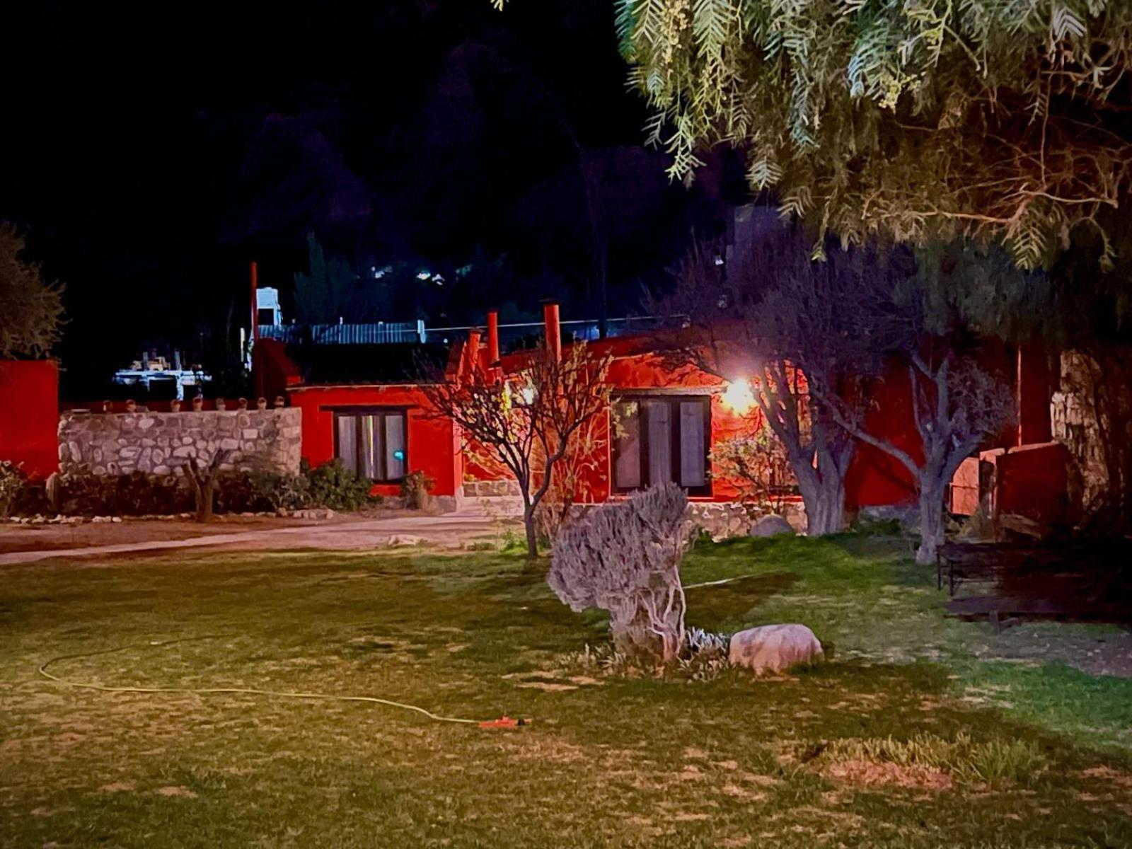 Posada Con Los Angeles Tilcara Exterior foto